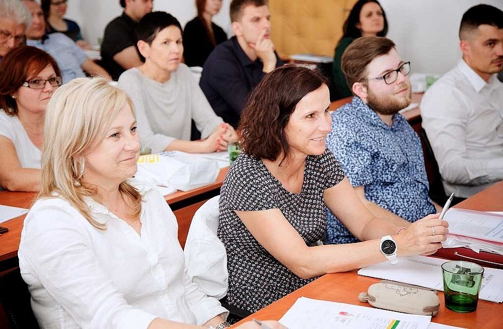 10 let úspěchu a přivítání nových studentů. Děkujeme, jste skvělí